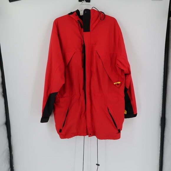 Vintage Marlboro Red Windbreaker Size Large
